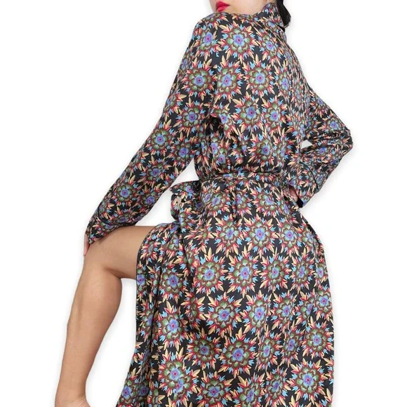 Peruvian Connection Tan and Black Kimono Robe - Picture 4 of 16